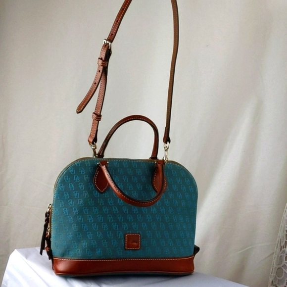 *SOLD* Dooney & Bourke Gretta Zip Zip Satchel - Picture 11 of 15